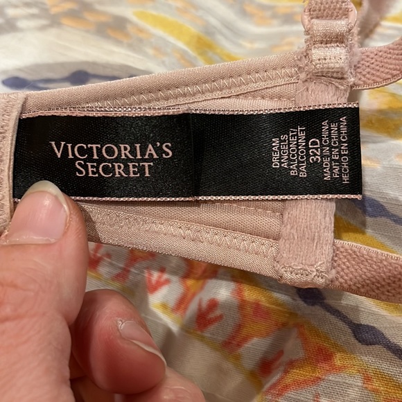 Victoria’s Secret Pink Ribbed Dream Angels Balconet Bra 32D - Picture 8 of 8